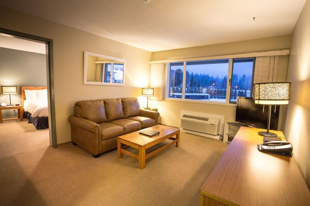 Prestige Hudson Bay Lodge Premier Collection Smithers Extérieur photo